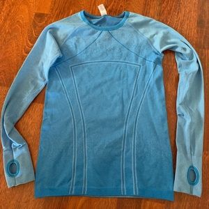 IVIVVA by Lululemon Blue Fly Tech Long Sleeve Tech Top
